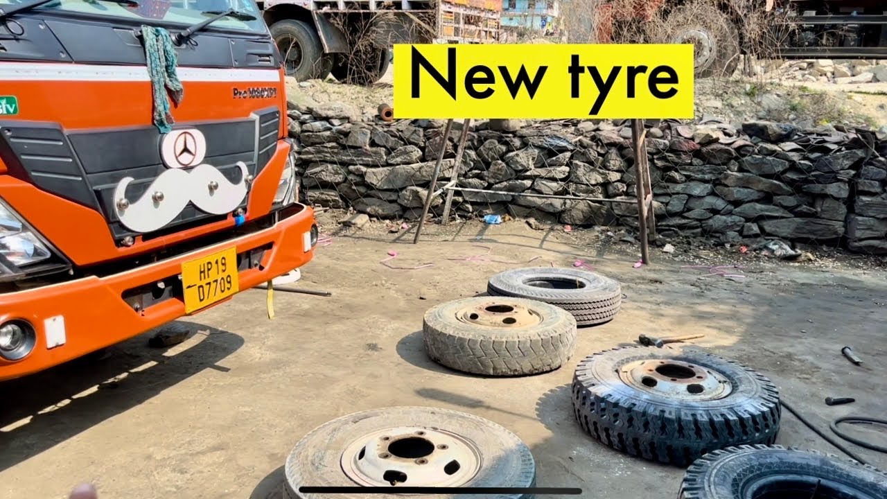 Billo K Naye Tyre MRF Trucking billo-k-naye-tyre-mrf-trucking