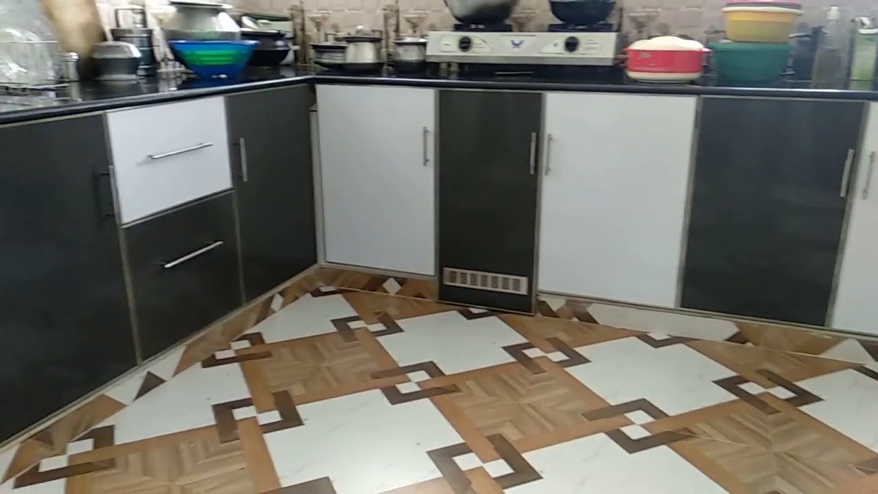 GREY_AND_WHITE_FINISHE_GULF_KITCHEN_KABORD_Work Huzainfab_Interiors