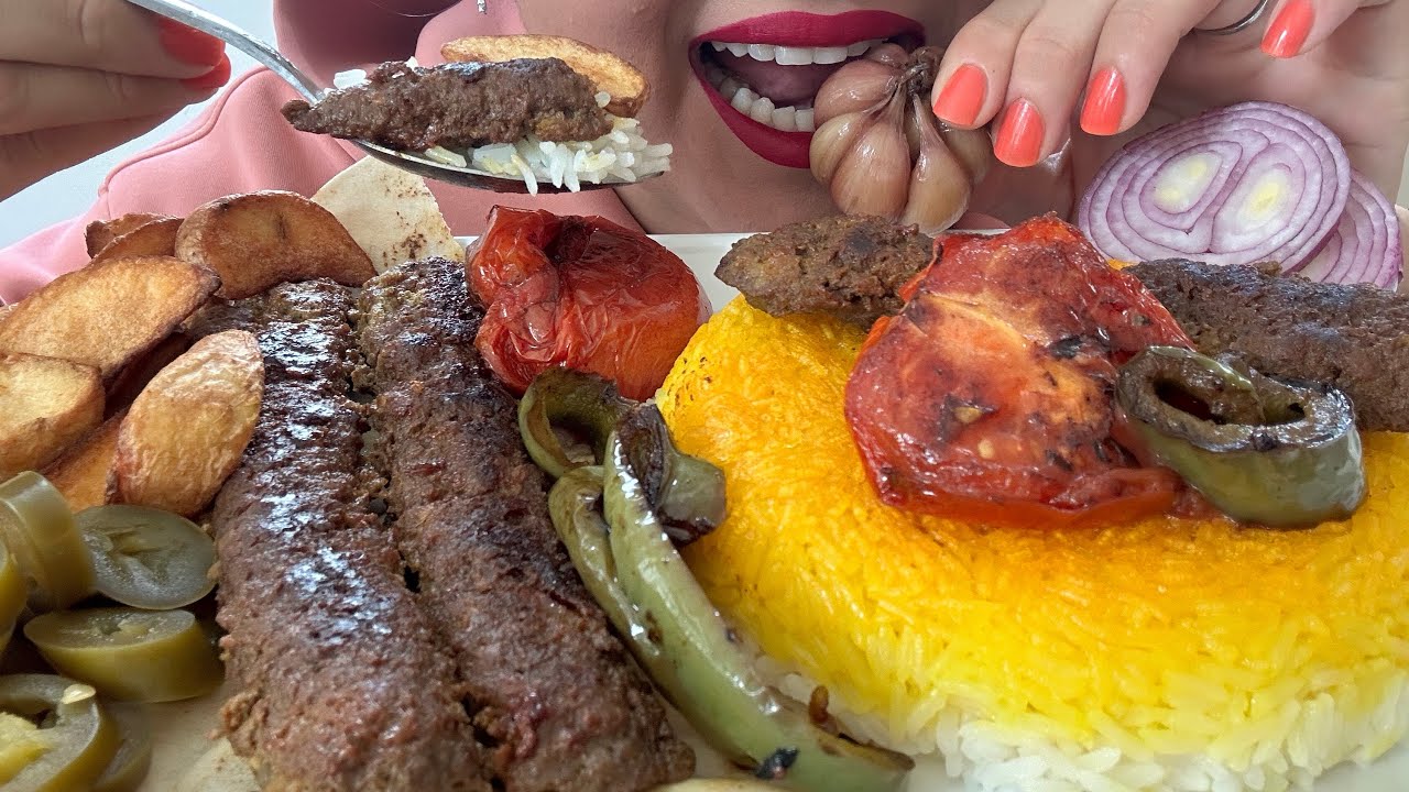 Asmr eating Persian kebab with rice| موکبانگ کباب تابه ای با برنج و دورچین