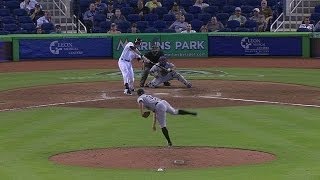COL@MIA: Yelich hits a bloop single to tie it screenshot 4