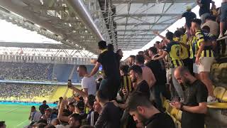 FENERBAHCE-SLOVACKO MAC ONCESİ TARAFTAR BESTELERLE ISINIYOR