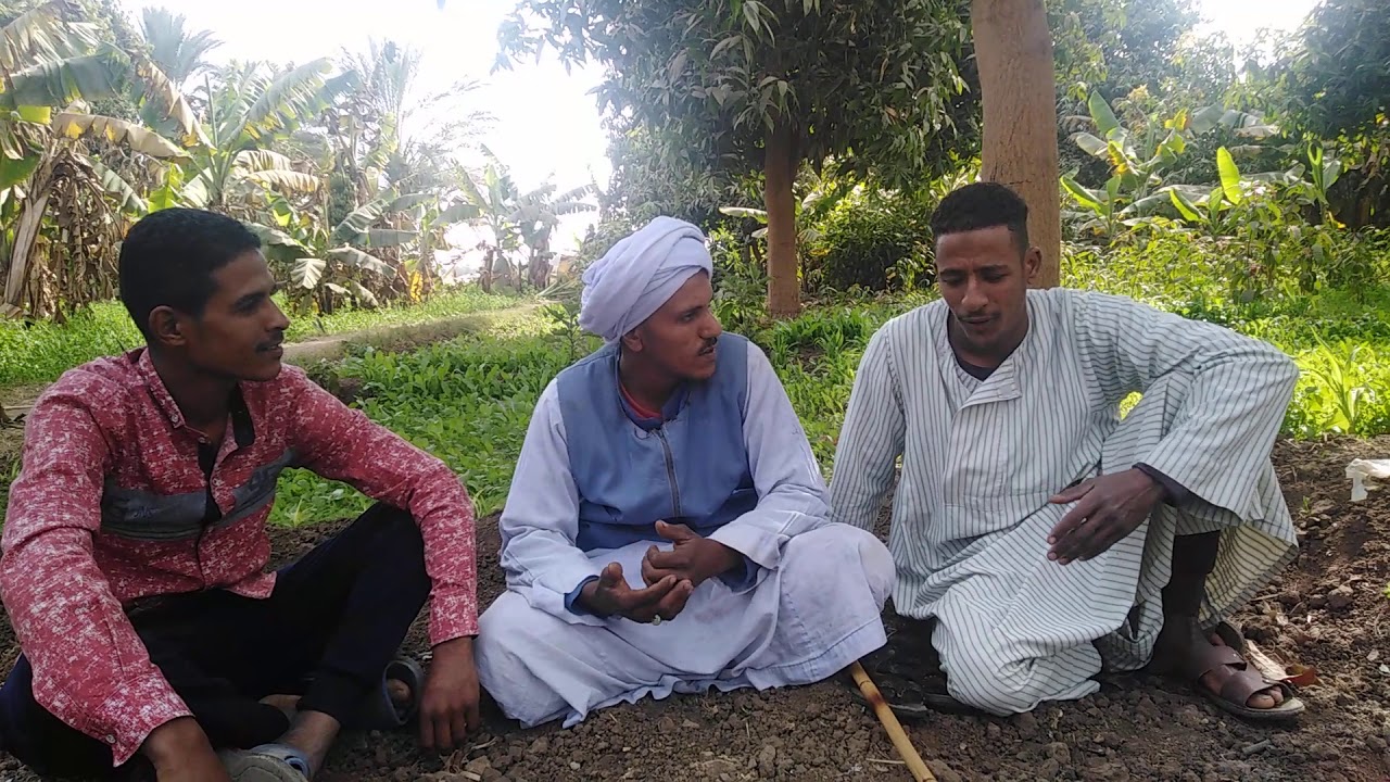 الحج فراج قفل الدكان عشان الديون كترت