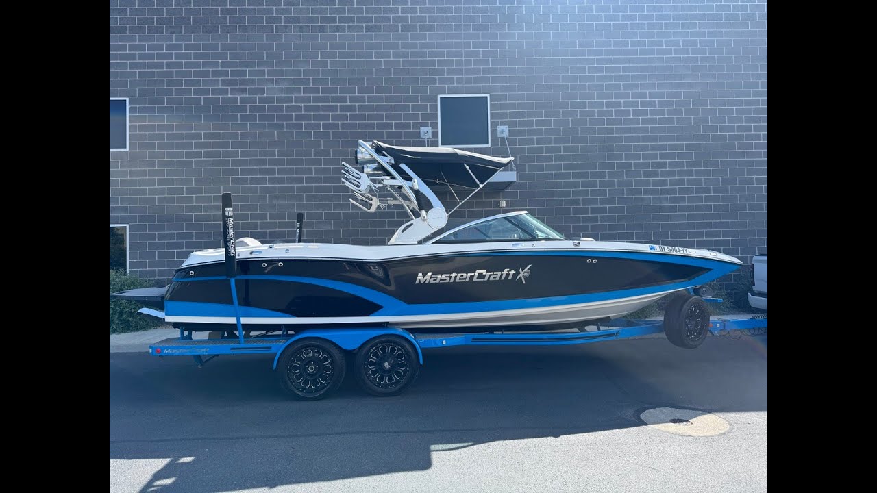 2017 Mastercraft x46 Loaded with Big Motor