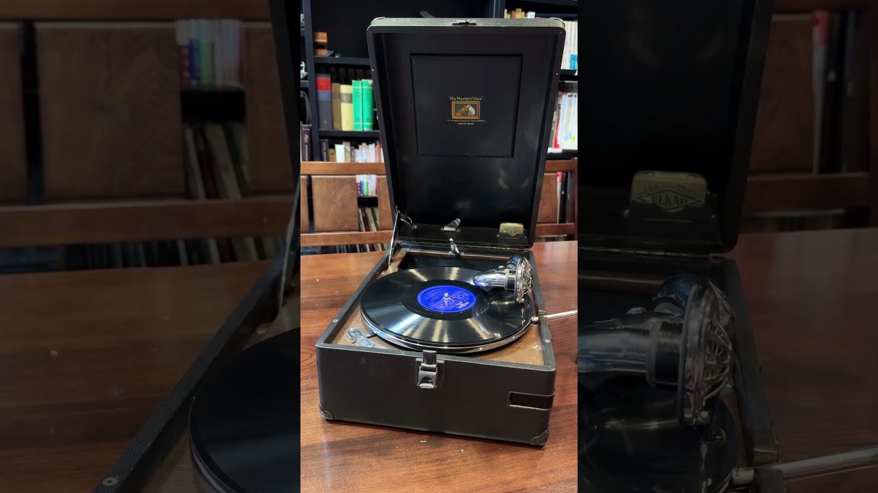 蓄音機でSPレコードをかける。グレゴリオ聖歌 1927年録音 - YouTube