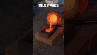 POURING MOLTEN METAL | #MELTSBYMOZZIE #SATISFYING #FORGING #FORGE #MELTING