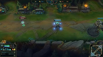 Pyke Q + E vs Q animation cancelled with E