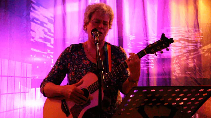 Suzanne        Performed By Carol Cartwright