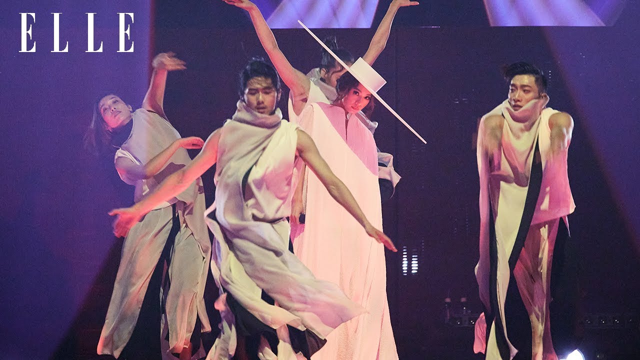 金曲32最佳華語女歌手-田馥甄一ㄧ巡迴演唱會｜女神降臨！或是一首歌空靈開場｜ELLE Taiwan