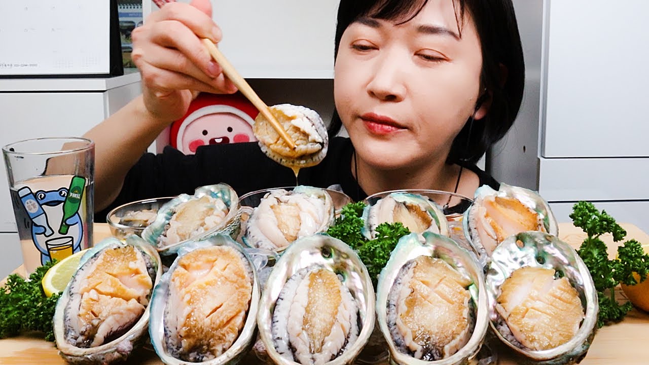 Корейская еда Сашими из морского ушка мукбанг звуки еды