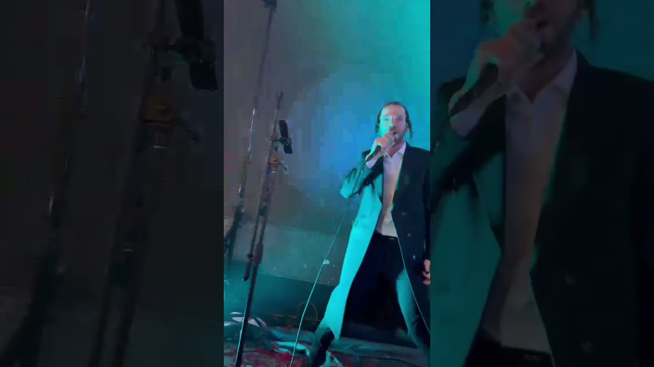 מני דיסקינד & יוחנן אורי ריקודים בחתונה חסידית #music #Jewish #newmusic