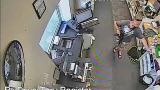 Armed gunman tries to rob Daytona Beach Walgreens