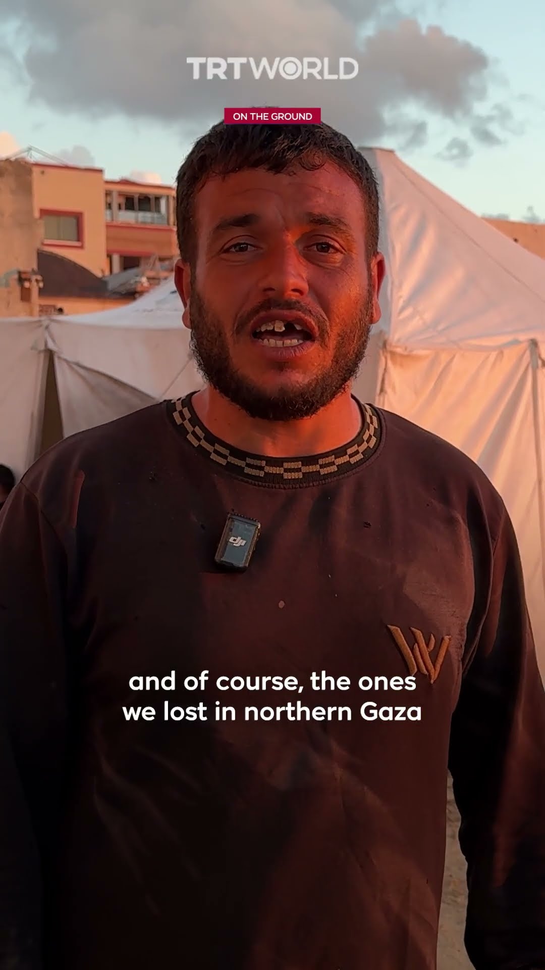Displaced Palestinians set up camp near Netzarim, anticipating Israeli withdrawal