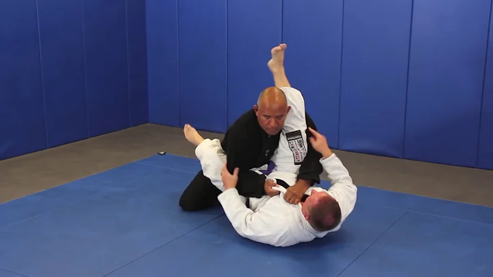 Roy Harris: Guard Passing Simplified at www.Harris...