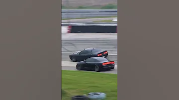 MOPAR SPECTATOR DRAGS AT FREEDOM FACTORY HELLCAT CHALLENGER VS CHARGER!!!