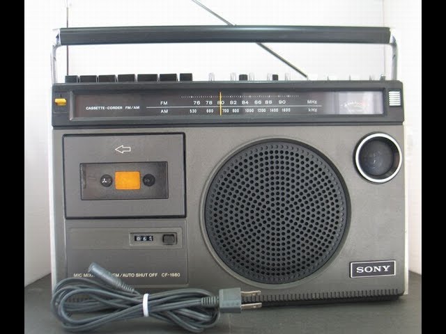 SONY ラジオカセットコーダー FM/AM モデル：CF 1980 - YouTube