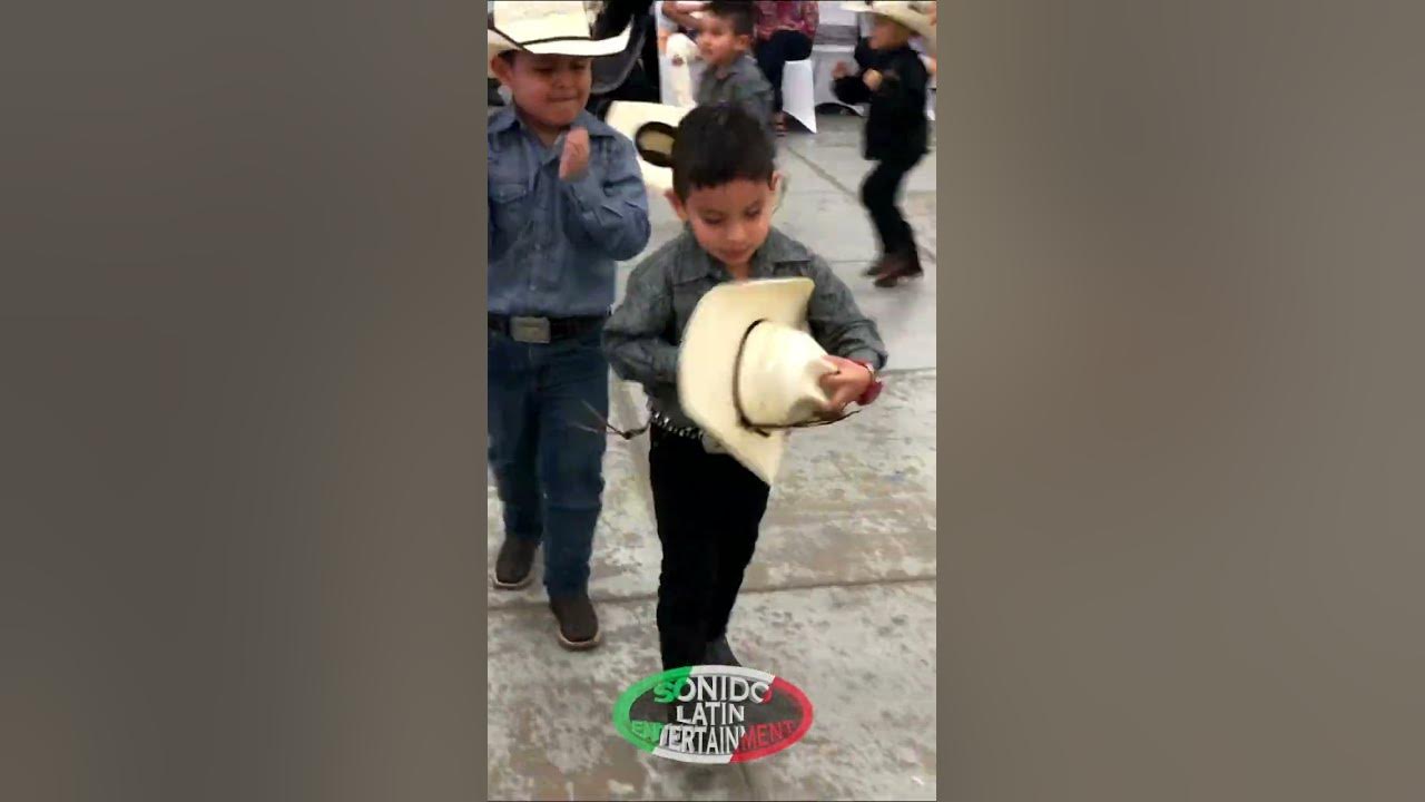 Los Mini Huapangueritos mas Bailadores