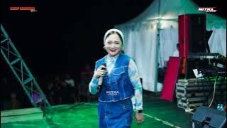 LULU' NIRWANA SEE - SELIR HATI -AYU TRISNAWATI - BOCAS NIGHT PARTY FT SEKALA CAFFE