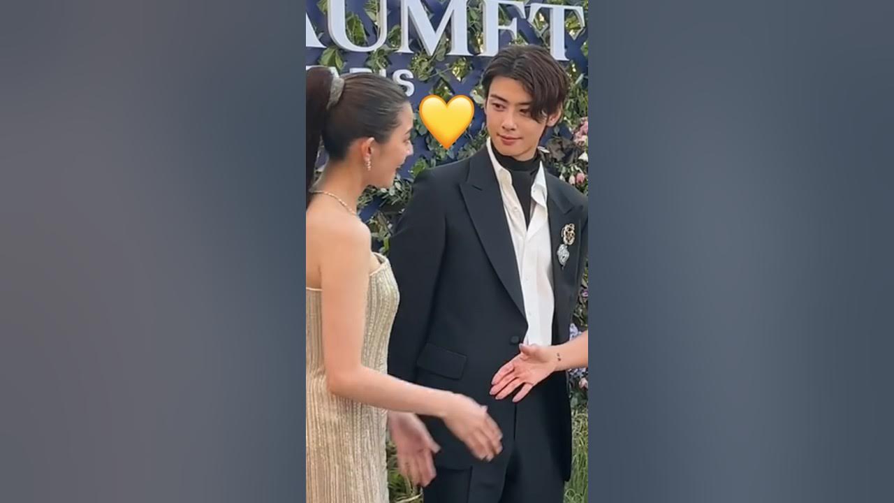 Cha Eunwoo is Mesmerized ๐ He Canโt Take His Eyes Off Her. #shorts #trending #chaeunwoo #ayaasahina Cha Eunwoo is Mesmerized ๐ He Canโt Take His Eyes Off Her. #shorts #trending #chaeunwoo #ayaasahina