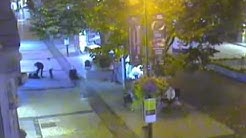 Brutální útok v centru Prahy - Útočník srazil muže k zemi a dupl mu na hlavu