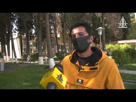 ვინ არის ახალგაზრდა ვინც პირბადეებს კერავს და მოსახლეობას ურიგებს