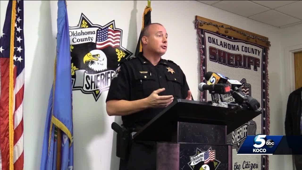 Deputy describes responding to shots fired at OKC mall - YouTube