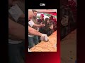 COSTA prueba la FOCACCIA MÁS GRANDE del PAÍS con SALSA de CHOCOLATE