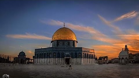 ترتيل مبارك: ما تيسر من سورة الإسراء من الآية 1 إلى الآية 8 بصوت القارئ محمد شحاتة.