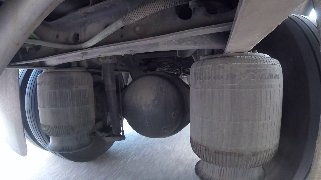 52 - Rear Air Ride