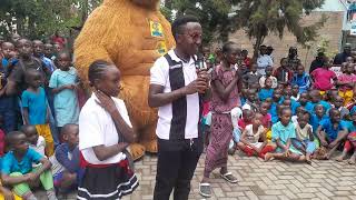 BURUBURU 1 COMPREHENSIVE SCHOOL FUN DAY 1 (girls dance)