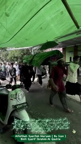 wafat nya syf maryam binti sy ibrahim algadri atau digelar ibu econ  tempat dipontianak makanya kwle