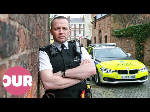 How Police Officers Handle Emergency Situations | Police Code Zero E4 | Our Stories