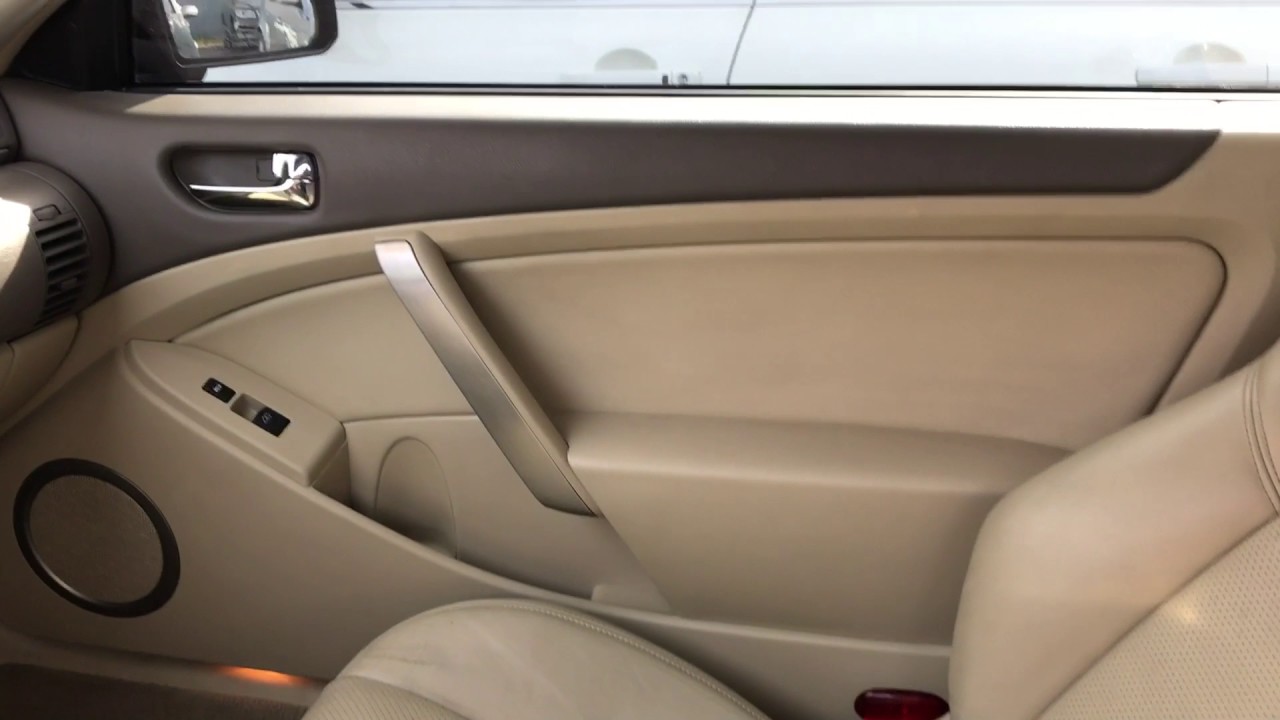 2005 Infiniti G35 Interior