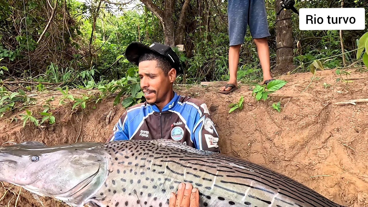 Vão falar que é mentira que é montagem mas pode acreditar isso foi arrepiante Rio turvo 