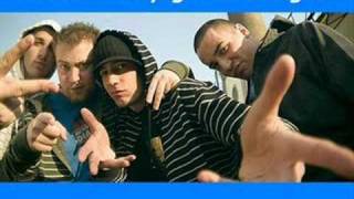 Hősök - A Nyugat Nem Enged