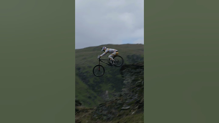 Gee Atherton's brutal crash