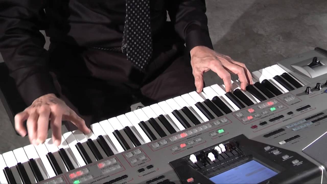 Tim Moffitt - Pianist (St. Louis, MO)