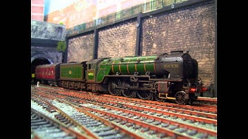 00 gauge model railway last video of the series of weathered loco shed scenes 4.