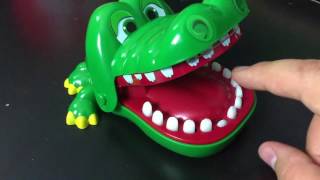 Crocodile Dentist Unboxing screenshot 3