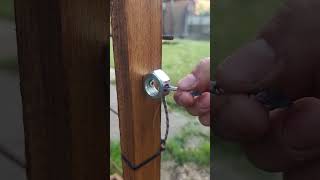 How to Tie a Perfect Laundry Knot #shortvideo