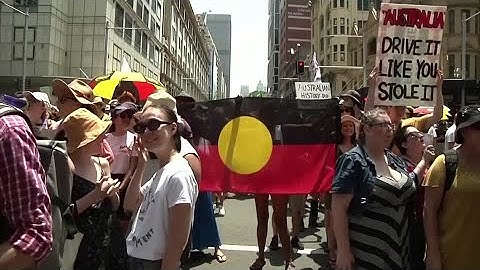 Australia buys copyright to Aboriginal flag