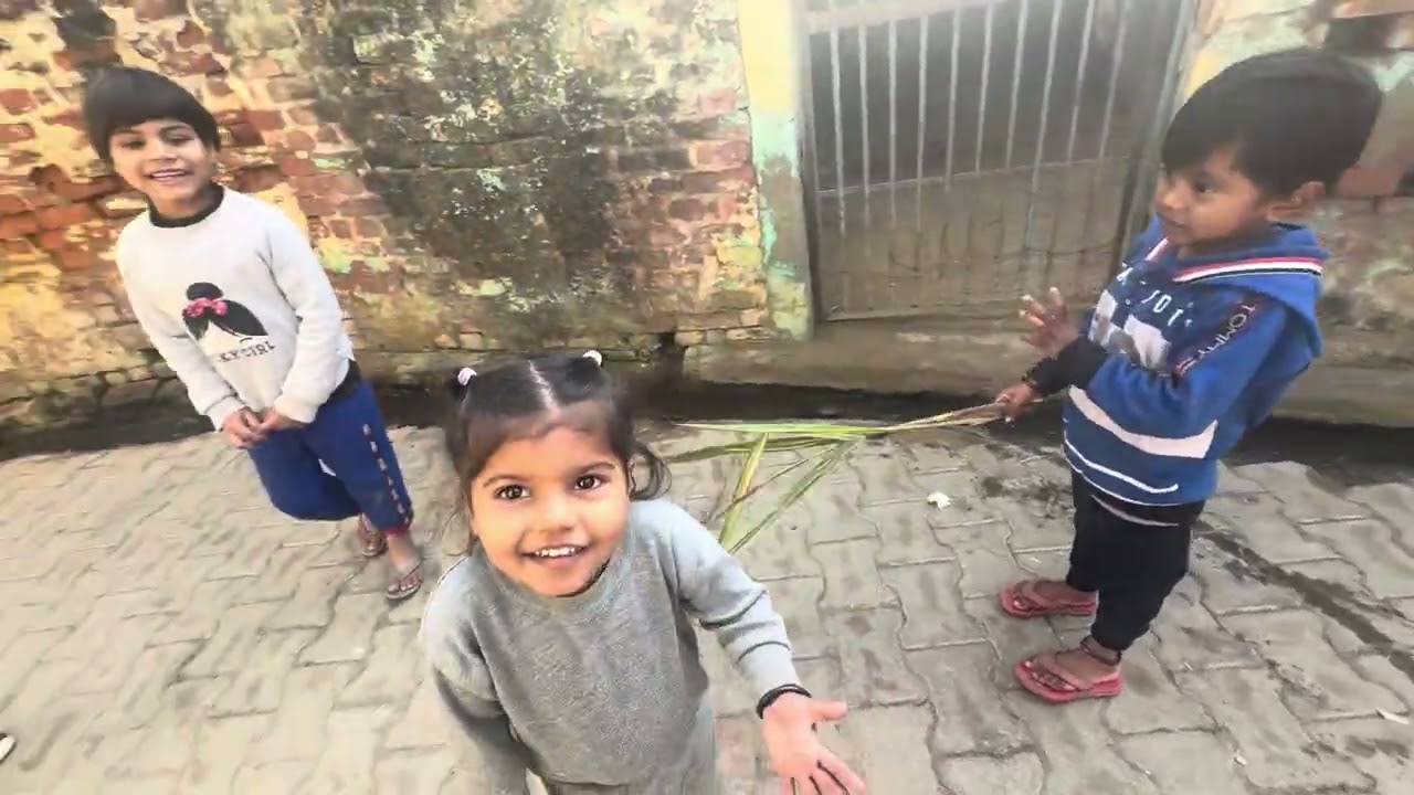 Ye Kya Ho Gya Bike Mein 😳 