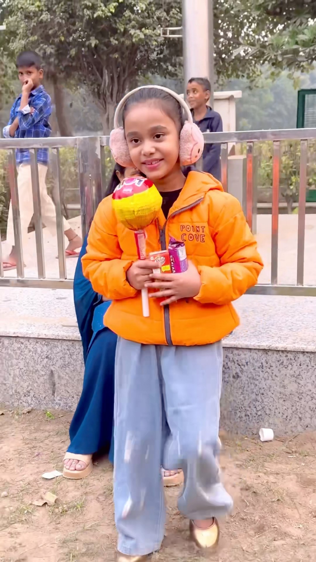 amaira ke piche y kon pad gya #shorts #thegeetagurjar