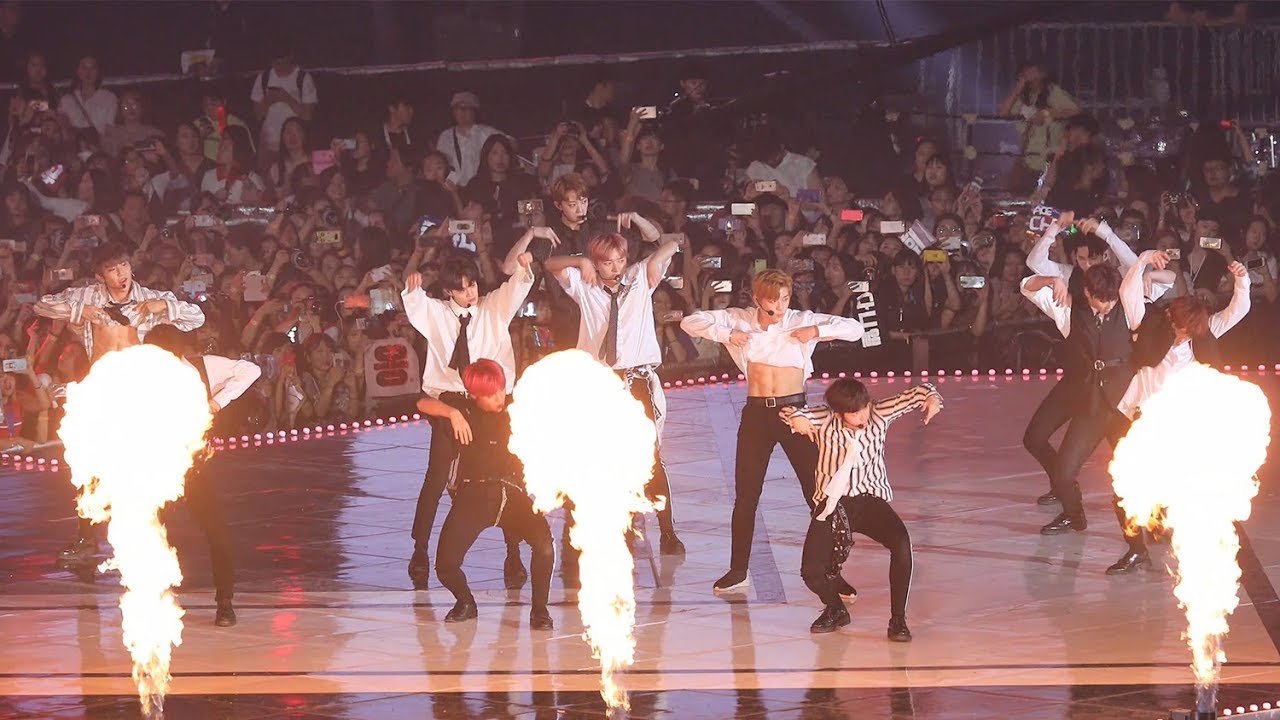 180801 워너원(Wanna One) - 활활 (Brun It Up) [2018 KMF] 4K 직캠 by 비몽