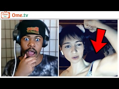 Trolling People on Ome.tv as a BUFFED 14 Year Old Girl