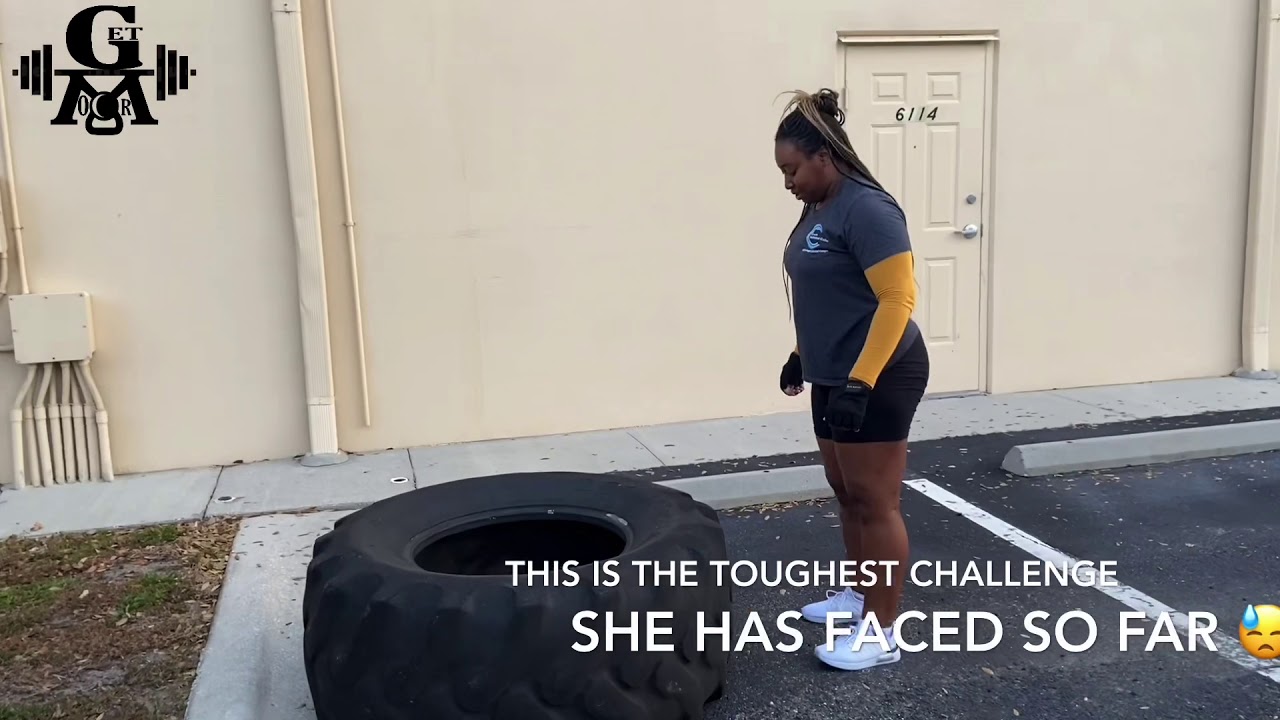 Getmorfitness outside exercise Fitness circuit routine. Lunges