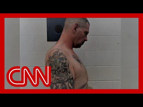 New pictures released of Alabama inmate, officer on the run