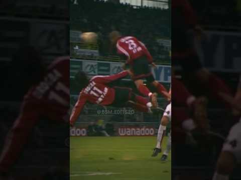 أغرب أهداف ممكن تشوفها في كرة القدم