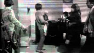 THE SMALL FACES - HERE COMES THE NICE (FRENCH TV 1967). chords