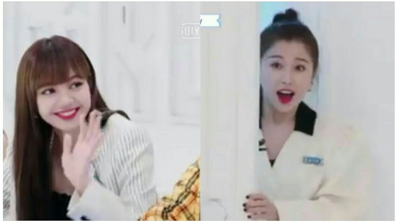 LISA smile because of Esther yu YouTube