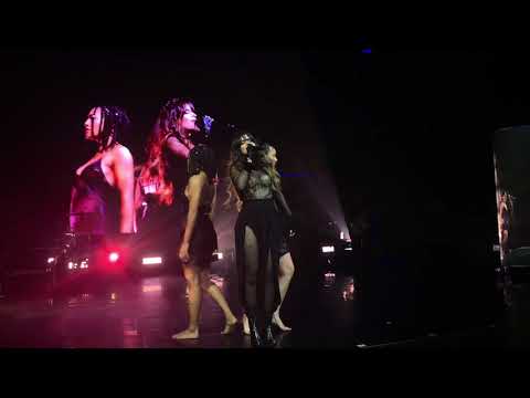 "scar-tissue"---camila-cabello-live-(chicago)